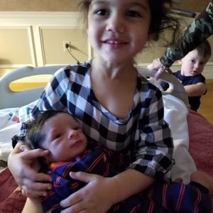 Meet your Posher, Ashlie